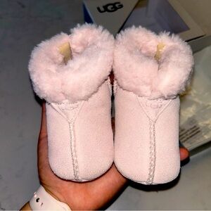 Infant Ugg Gojee Booties Size 2/3